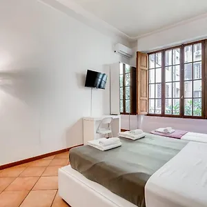 Vatican Germanico 107 Apartment